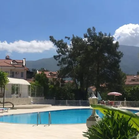 Brooklands 3 Bed Hisaronu شقة *
